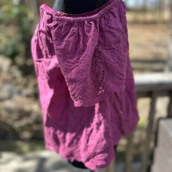 Women's Off-Shoulder Eyelet Top - Pink - Picture 3 of 7